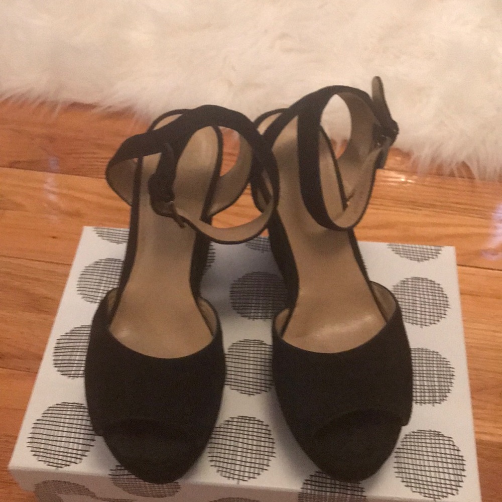 ❌sold❌Aqua Black Suede Wedge